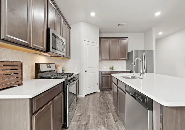 4th image of 321 Durango Downs Dr, Hutto, TX 78634 | MLS# 5251495
