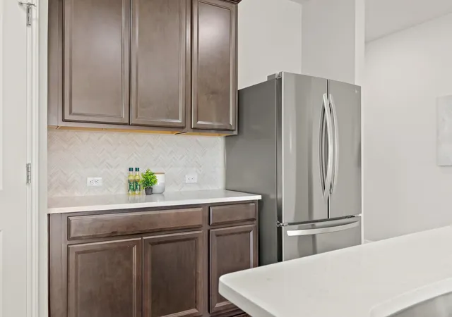 Photo 4 of Single family home for sale at 321 Durango Downs Dr, Hutto, TX 78634 | MLS# 5251495 | Listing updated on 2026-10-06