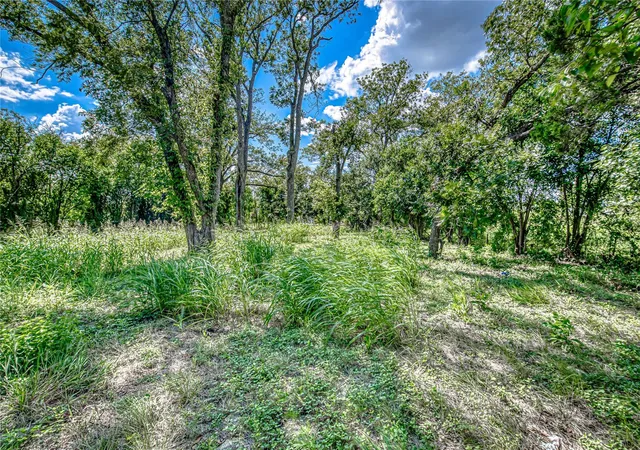 Photo 3 of Land for sale at 722 S Lbj Dr, San Marcos, TX 78666 | MLS# 6582806 | Listing updated on 2026-06-16