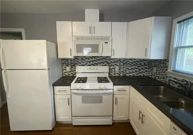 5th image of 1041 Rosemont St, Austin, TX 78723 | MLS# 2401144