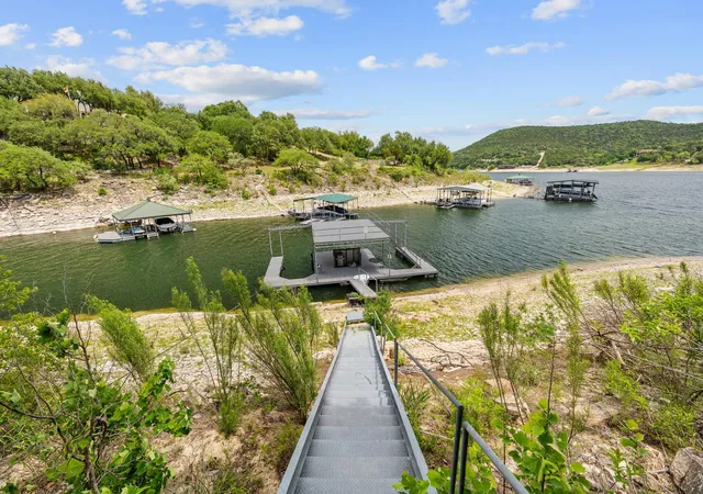 2nd image of 17620 Hunters Hollow, Jonestown, TX 78645 | MLS# 5752183