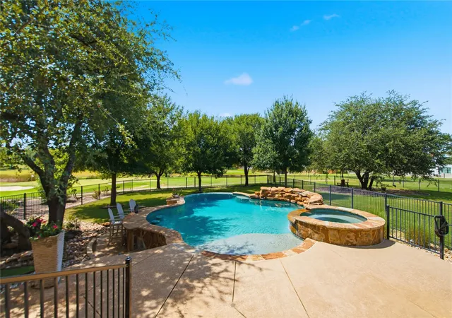 Photo 2 of Single family home for sale at 113 Blue Heron Ln, Georgetown, TX 78628 | MLS# 3990567 | Listing updated on 2026-09-27