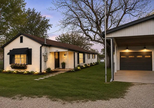 Photo 2 of Single family home for sale at 1148 Old Nails Crk Rd, Giddings, TX 78942 | MLS# 7886609 | Listing updated on 2026-08-21