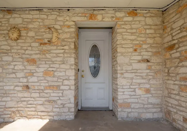 5th image of 1114 Richardine Ave, Austin, TX 78721 | MLS# 3642216