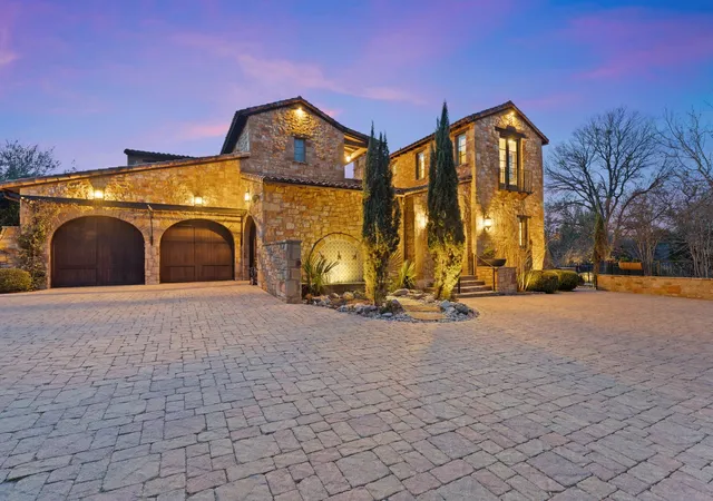 2nd image of 119 Plaza Escondido, Horseshoe Bay, TX 78657 | MLS# 5549418