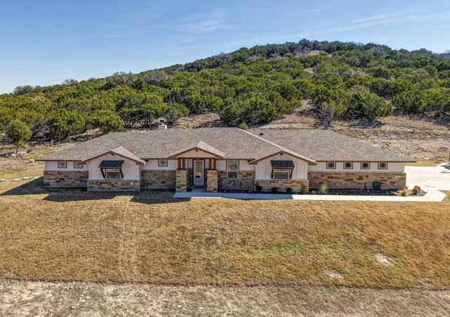 1st image of 2807 Grimes Crossing Rd, Copperas Cove, TX 76522 | MLS# 1387941