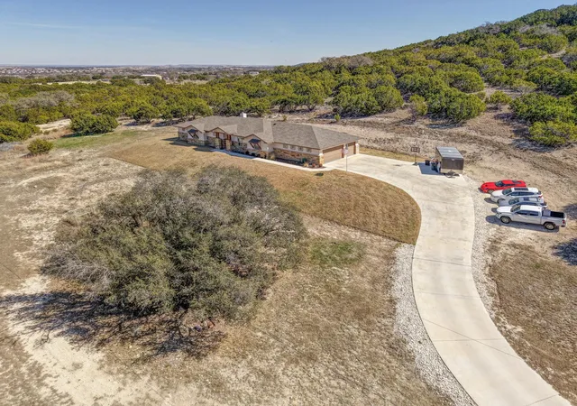 2nd image of 2807 Grimes Crossing Rd, Copperas Cove, TX 76522 | MLS# 1387941
