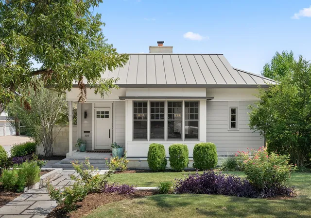 1st image of 3015 & 3013 Washington Square Sq, Austin, TX 78705 | MLS# 3110051
