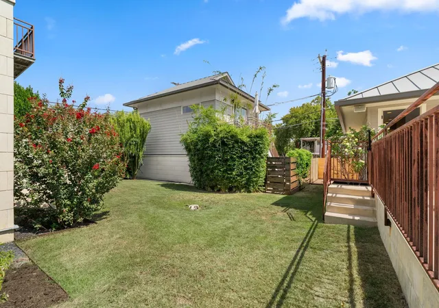 40th image of 3015 & 3013 Washington Square Sq, Austin, TX 78705 | MLS# 3110051
