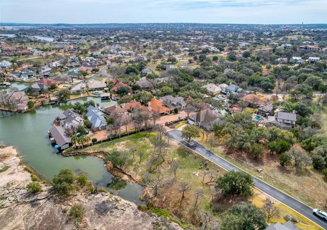 16th image of 108 Moon Isle, Horseshoe Bay, TX 78657 | MLS# 9455481