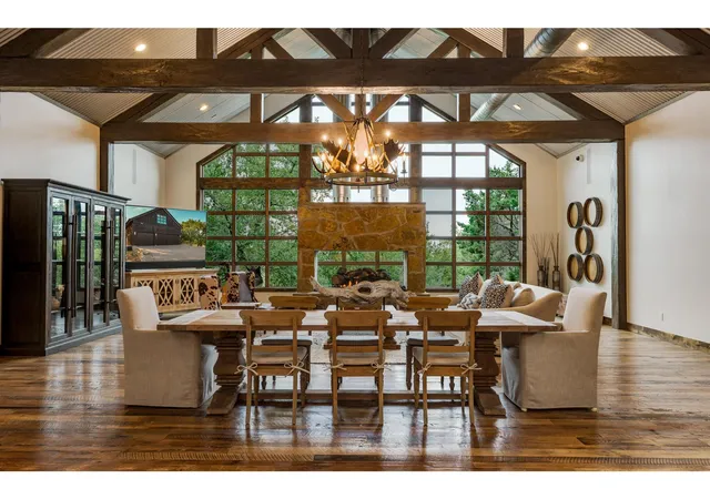 Photo 2 of Single family home for sale at 19604 Flying J Blvd, Spicewood, TX 78669 | MLS# 5534325 | Listing updated on 2026-07-05