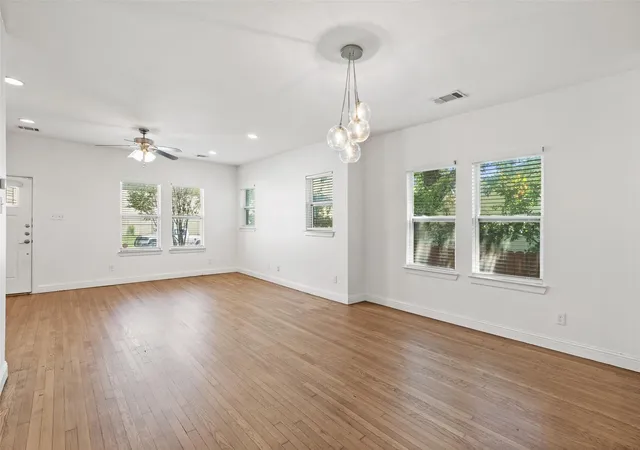Photo 2 of Single family home for sale at 3203 E 18th Street, Austin, TX 78721 | MLS# 7252105 | Listing updated on 2026-08-06