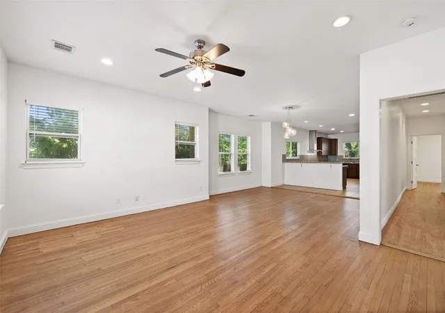 Photo 4 of Single family home for sale at 3203 E 18th Street, Austin, TX 78721 | MLS# 7252105 | Listing updated on 2026-08-06
