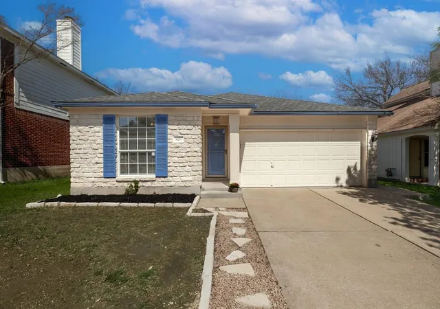 Photo 1 of Sale Pending at 808 Minturn Ln, Austin, TX 78748 | MLS# 9380663 | Listing updated on 2026-09-06