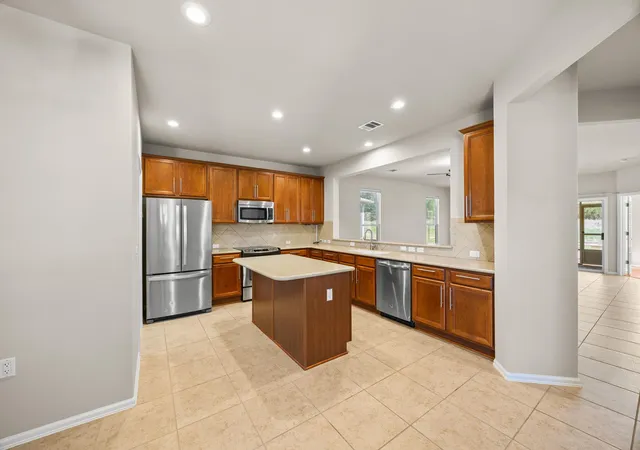 Homes for sale in Georgetown, TX | 147 Prairie Creek Trl, Georgetown, TX 78633 | MLS# 6055079