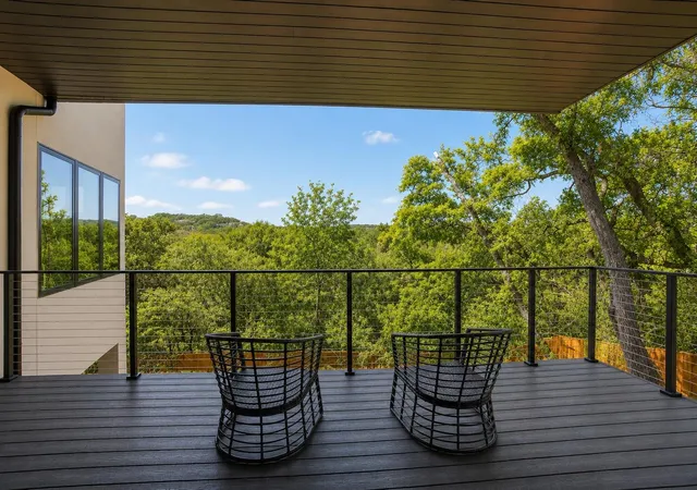 Photo 4 of Single family home for sale at 434 Brady Ln, West Lake Hills, TX 78746 | MLS# 2028595 | Listing updated on 2026-09-22