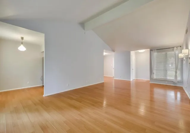 4th image of 8208 Stillwood Ln, Austin, TX 78757 | MLS# 4341119