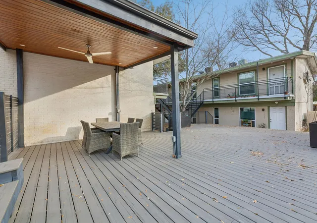 2nd image of 2021 Bluebonnet Ln, Austin, TX 78704