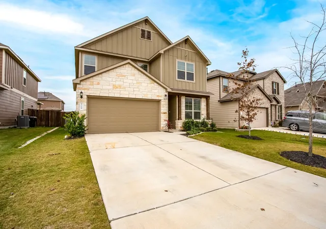 Photo 2 of Single family home for sale at 528 Staton St, Georgetown, TX 78626 | MLS# 4526685 | Listing updated on 2026-09-18