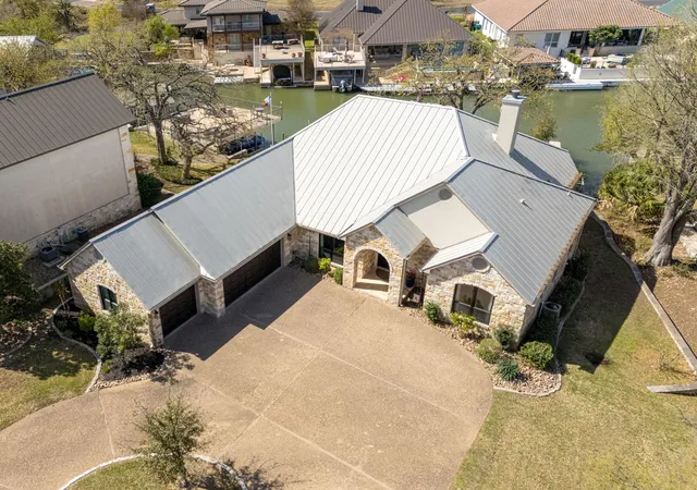 Photo 3 of Single family home for sale at 3012 Driftwood Ln, Horseshoe Bay, TX 78657 | MLS# 5884679 | Listing updated on 2026-10-04