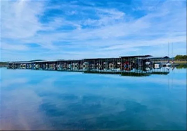 Listing Photo 4 - Condo for sale in building located at 21414 Santa Carlo Ave, Lago Vista, TX 78645