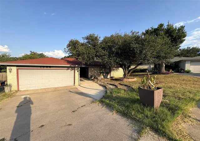 Photo 1 of Single family home for sale at 1006 Wisteria Cir, Austin, TX 78753 | MLS# 7941573 | Listing updated on 2026-09-08