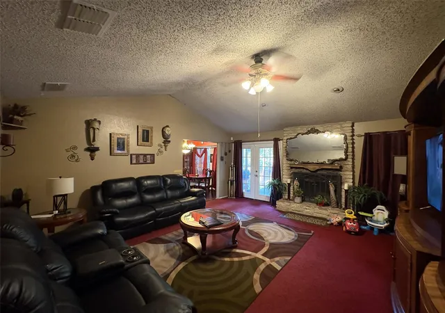 Photo 3 of Single family home for sale at 1006 Wisteria Cir, Austin, TX 78753 | MLS# 7941573 | Listing updated on 2026-09-08