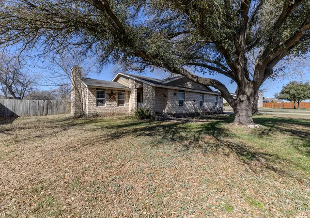 Photo 1 of Single family home for sale at 61 Family Cir, Hutto, TX 78634 | MLS# 5901151 | Listing updated on 2026-09-09