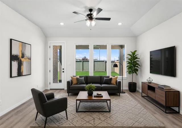 Photo 2 of Single family home for sale at 412 Amista Dr, Liberty Hill, TX 78642 | MLS# 3334442 | Listing updated on 2026-10-08