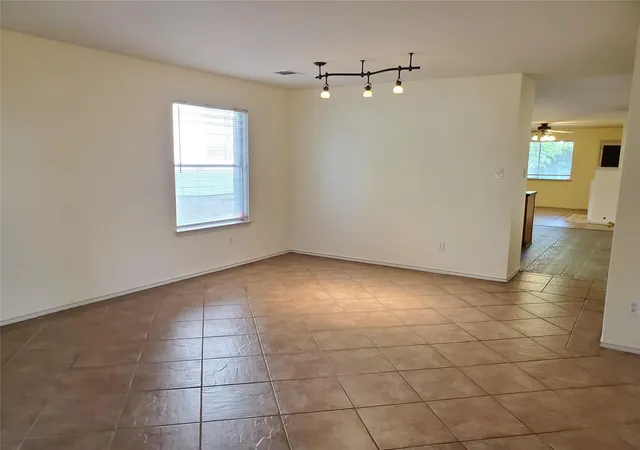 2nd image of 15308 Sarahs Creek Dr, Pflugerville, TX 78660 | MLS# 6657303