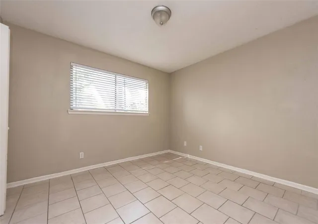 3rd image of 2214 Saulsbury Dr, Temple, TX 76504 | MLS# 1488432