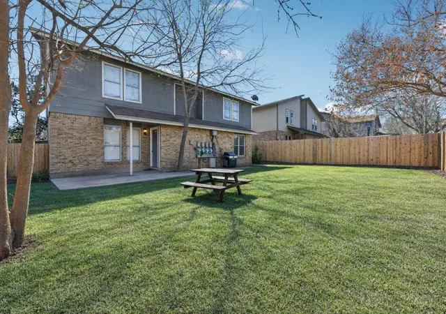 1st image of 1210 Southport Dr, Austin, TX 78704 | MLS# 5306152