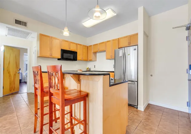 5th image of 711 W 26Th St, Austin, TX 78705
