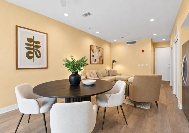 3rd image of 1800 E 4Th St #223, Austin, TX 78702 | MLS# 7708995