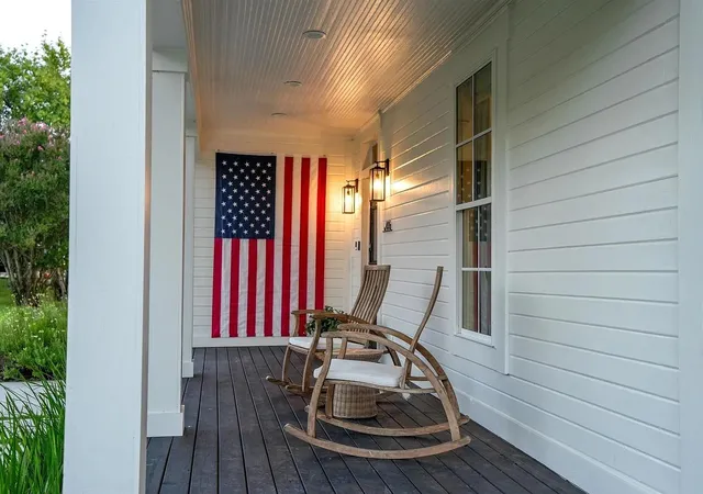 Photo 3 of Single family home for sale at 416 Avenue E, Marble Falls, TX 78654 | MLS# 2765092 | Listing updated on 2026-08-20