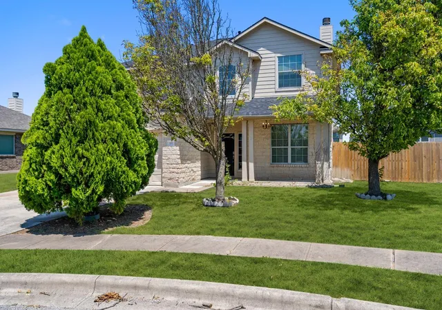 3rd image of 101 Redwood Dr, Kyle, TX 78640 | MLS# 4877844