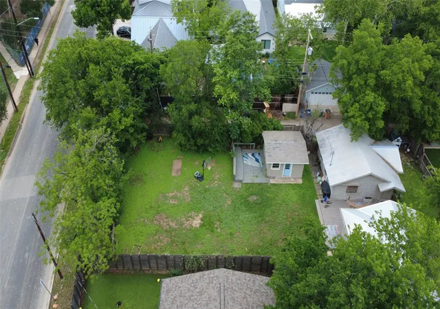 3rd image of 1916 W 37Th St, Austin, TX 78731 | MLS# 7684779