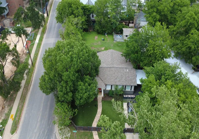 4th image of 1916 W 37Th St, Austin, TX 78731 | MLS# 7684779