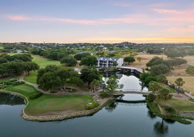 4th image of 402 Lost Echo #8, Horseshoe Bay, TX 78657 | MLS# 6931692
