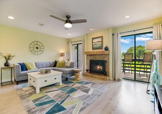 3rd image of 402 Lost Echo #8, Horseshoe Bay, TX 78657 | MLS# 6931692