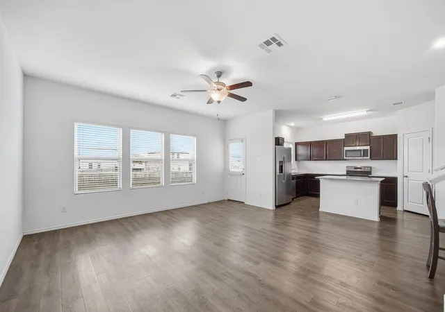 5th image of 470 Major Lee Ln, Jarrell, TX 76537 | MLS# 9178999