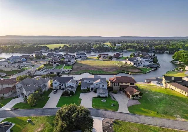 3rd image of 106 Blue Heron Dr, Kingsland, TX 78639 | MLS# 1689227
