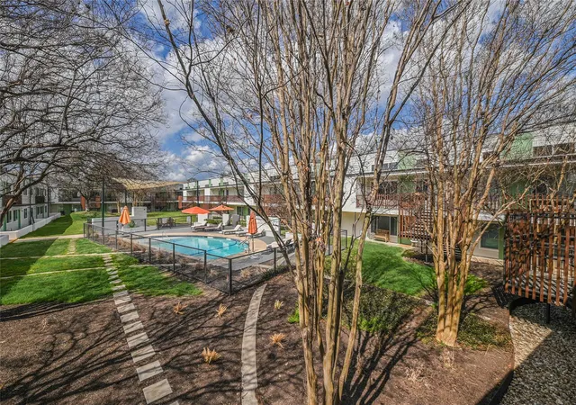 3rd image of 2200 Dickson Dr #128, Austin, TX 78704 | MLS# 1958890