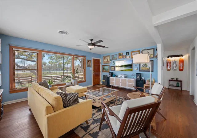 3rd image of 5114 Caswell Ave, Austin, TX 78751 | MLS# 3043576