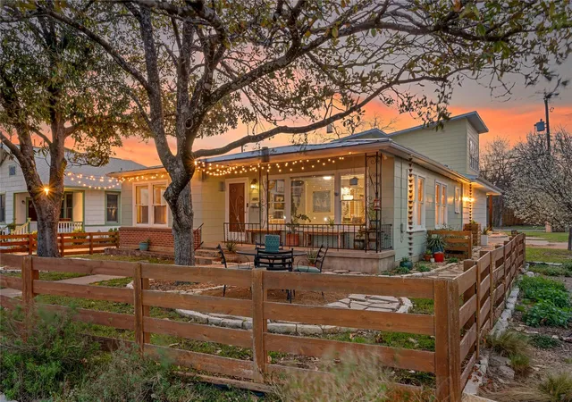 4th image of 5114 Caswell Ave, Austin, TX 78751 | MLS# 3043576