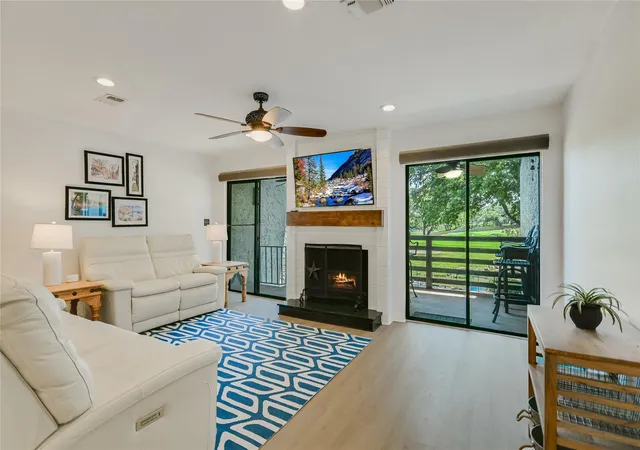 Photo 3 of Townhouse for sale at 402 Lost Echo #4, Horseshoe Bay, TX 78657 | MLS# 3382360 | Listing updated on 2026-10-09