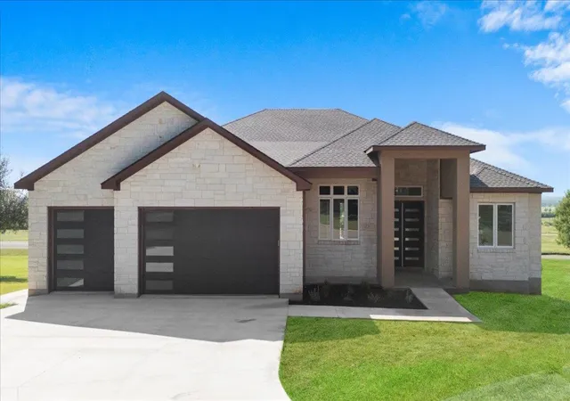 1st image of 103 Arborvita Pl, Bastrop, TX 78602 | MLS# 4846833