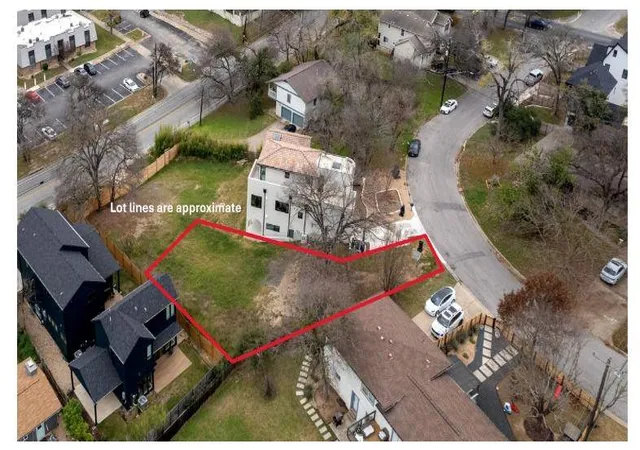 2nd image of 1715 Sylvan Dr, Austin, TX 78741 | MLS# 2996988