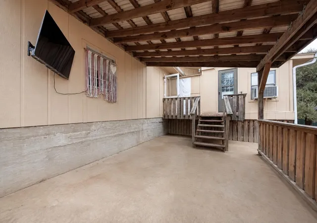 Homes for sale in Sunrise Beach, TX | 125 Winding Wy, Sunrise Beach, TX 78643 | MLS# 1335236