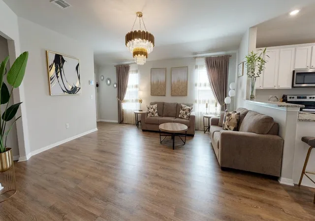 Photo 4 of Single family home for sale at 425 Shiner Ln, Georgetown, TX 78626 | MLS# 5172615 | Listing updated on 2026-06-02